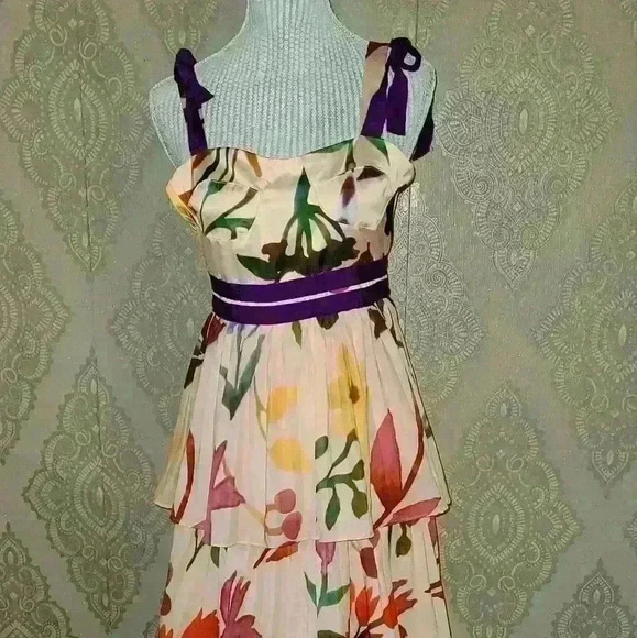 Two Twin Style tiered maxi dress size S - Picture 2 of 10